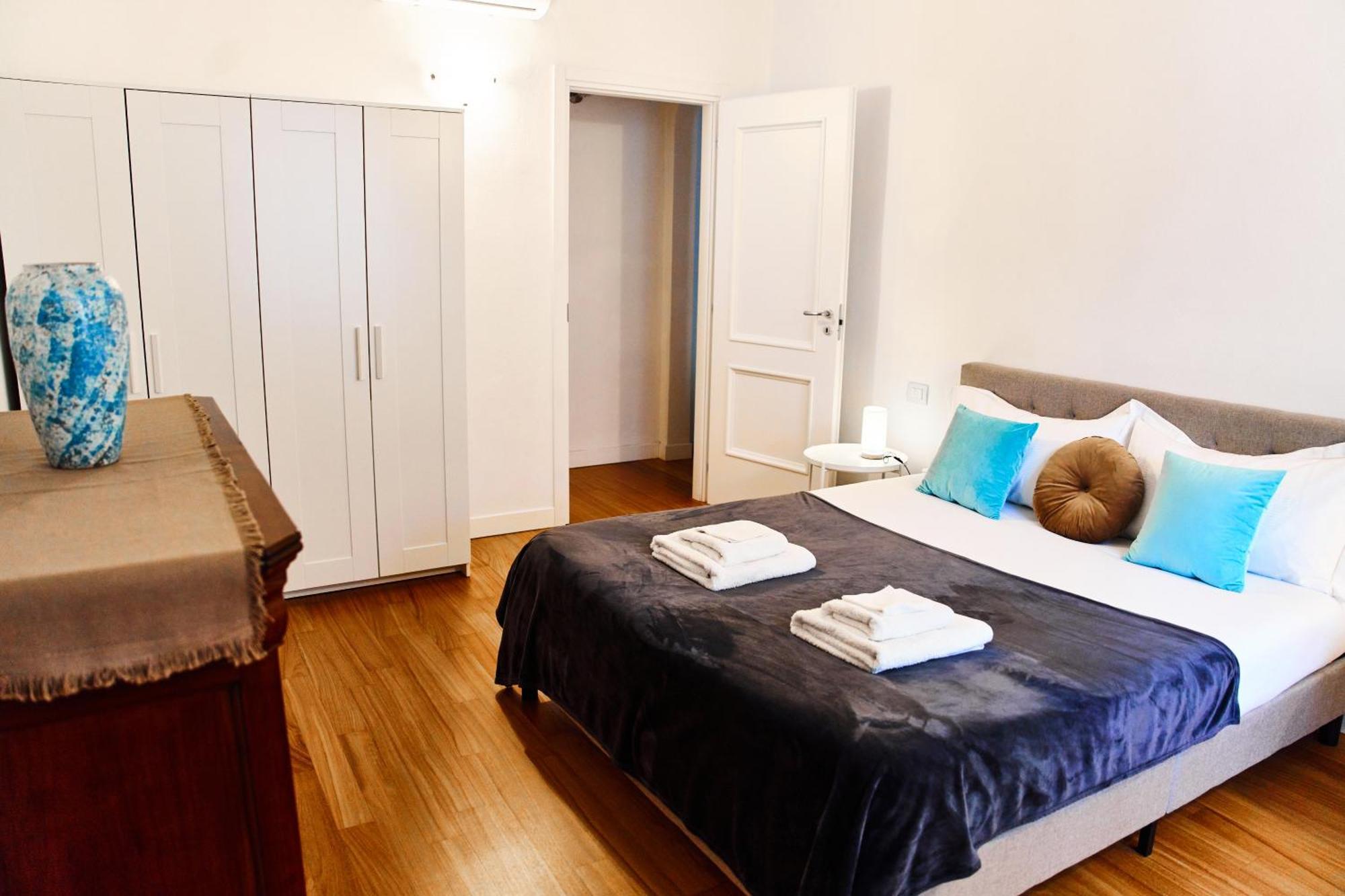 Riverside Loft Navigli - Spacious Two-Bedroom Apartment 밀라노 외부 사진